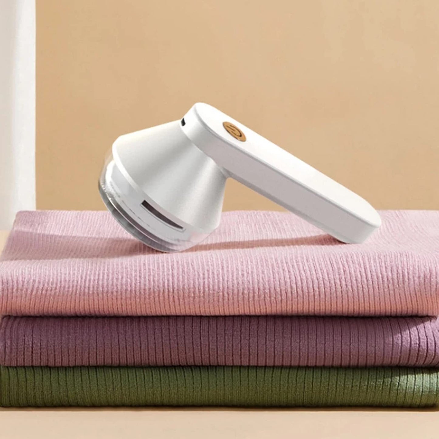 Relintlessly™ Rechargeable Fabric Shaver – Restore Clothes, Furniture & More